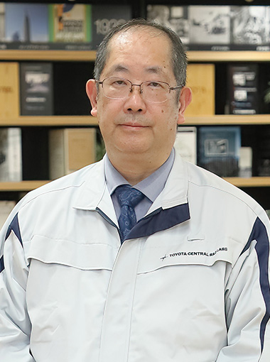 代表取締役所長兼CRO 中西広吉-写真